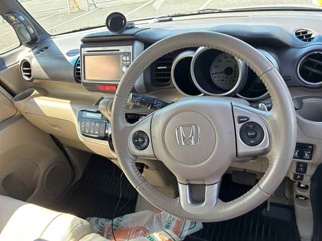 HONDA N-BOX+
