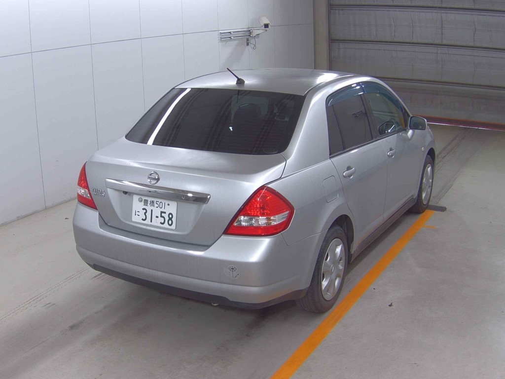 NISSAN TIIDA LATIO