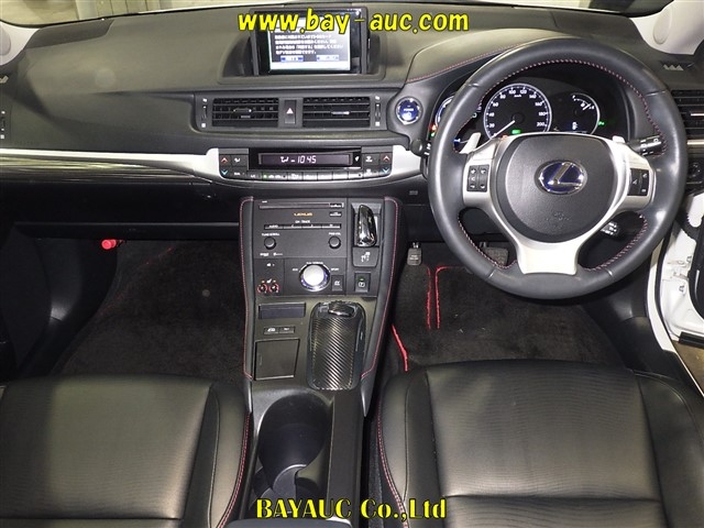 LEXUS CT200H