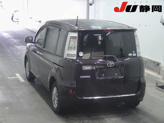 TOYOTA SIENTA