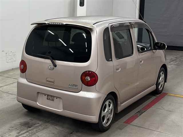 DAIHATSU MOVE LATTE