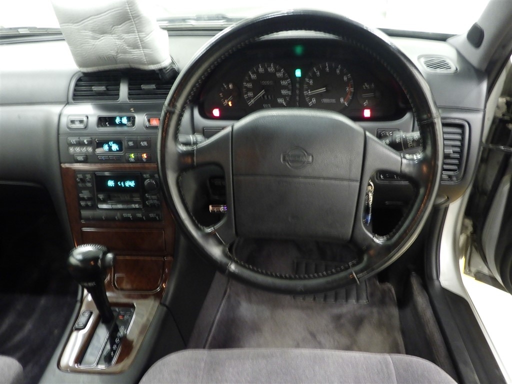 NISSAN CEFIRO