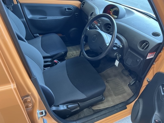 DAIHATSU ESSE