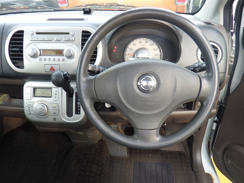 NISSAN MOCO