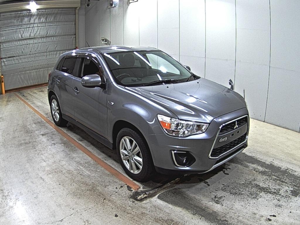 MITSUBISHI RVR