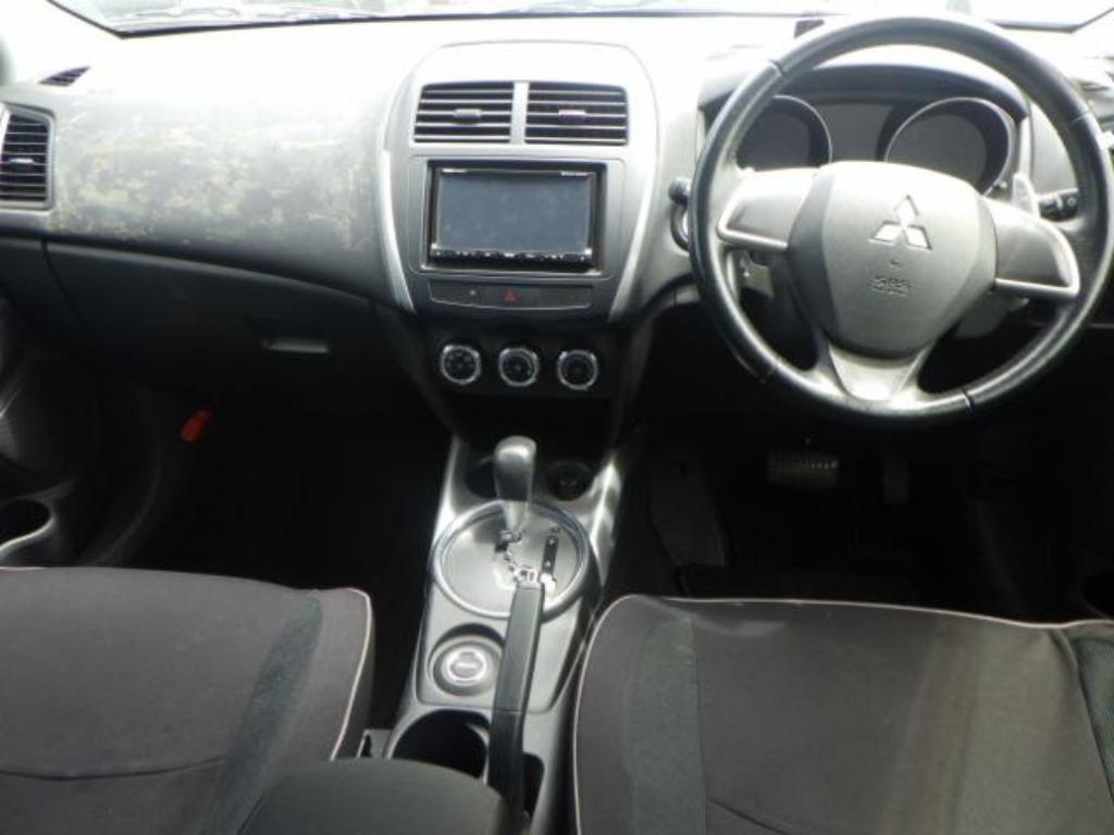MITSUBISHI RVR