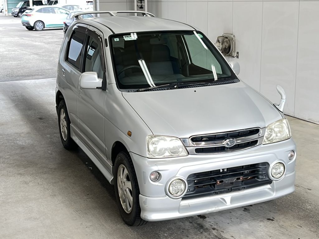 DAIHATSU TERIOS KID