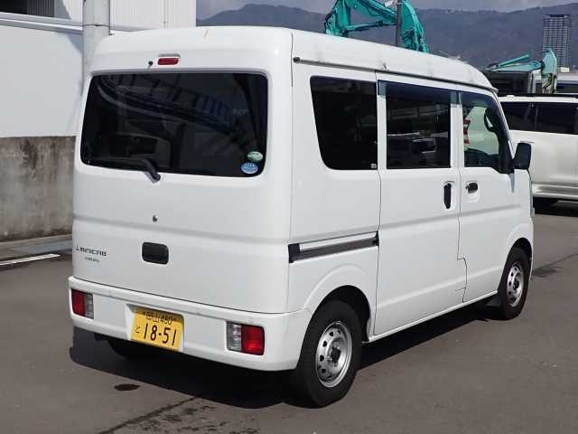 MITSUBISHI MINICAB