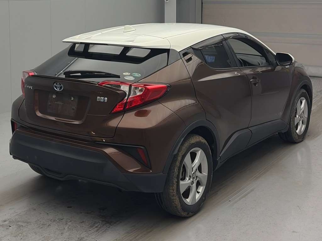 TOYOTA C-HR