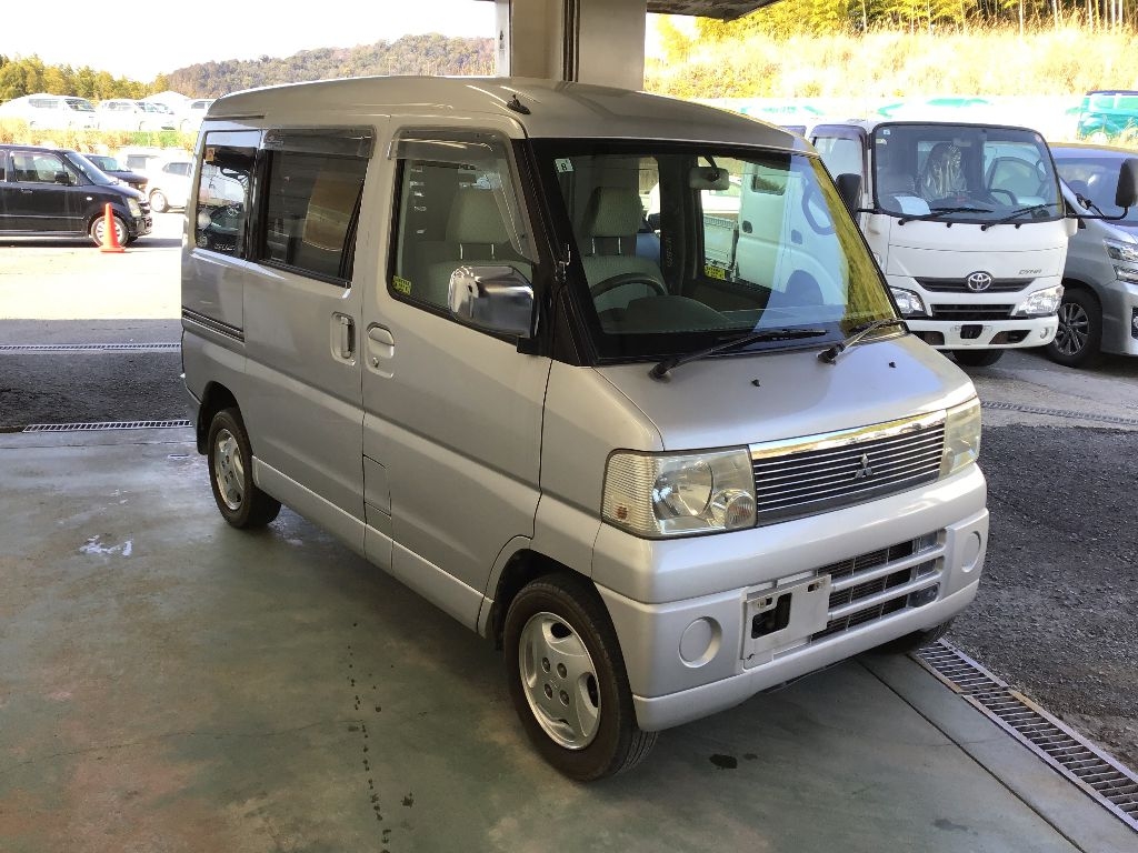 MITSUBISHI TOWN BOX