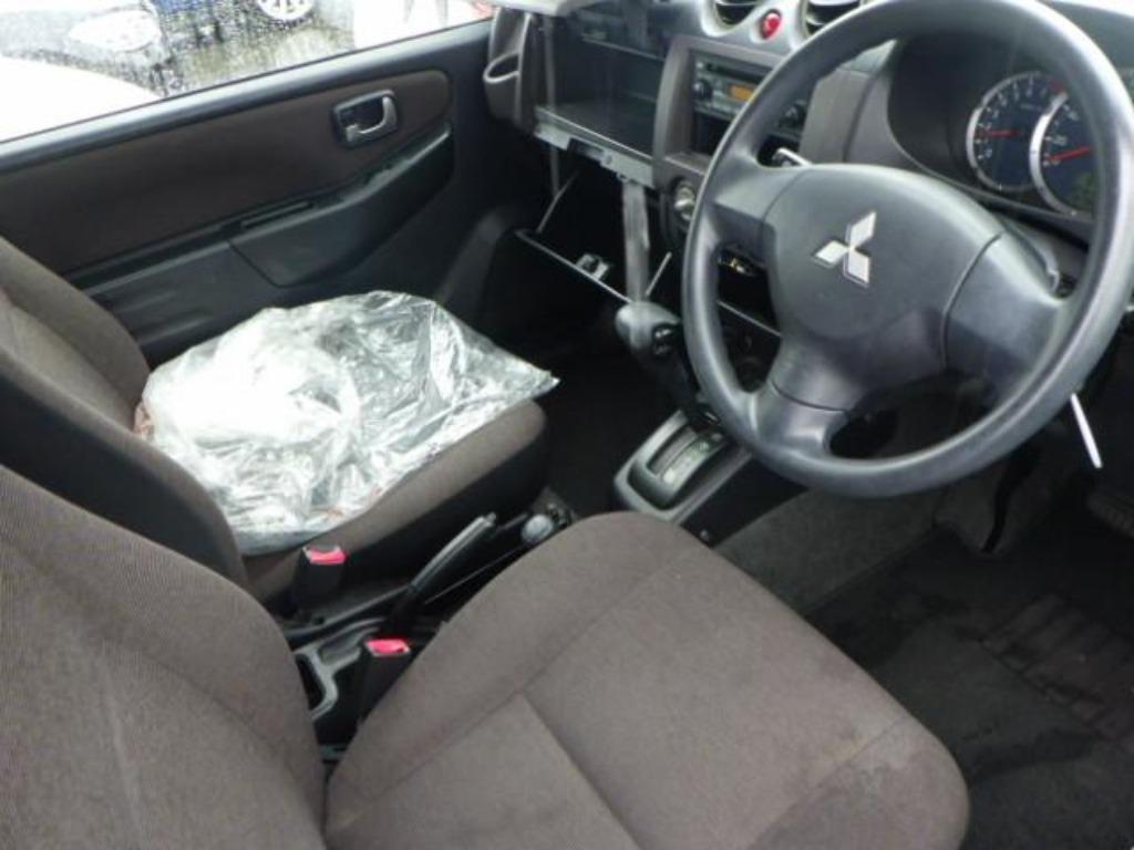 MITSUBISHI PAJERO MINI