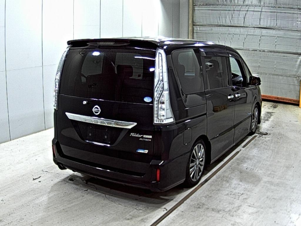 NISSAN SERENA