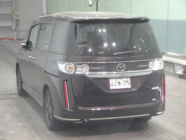MAZDA BIANTE