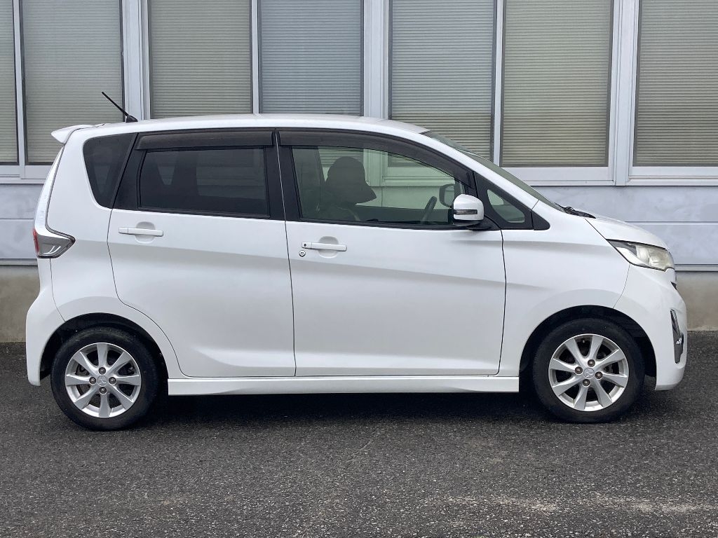 MITSUBISHI EK CUSTOM