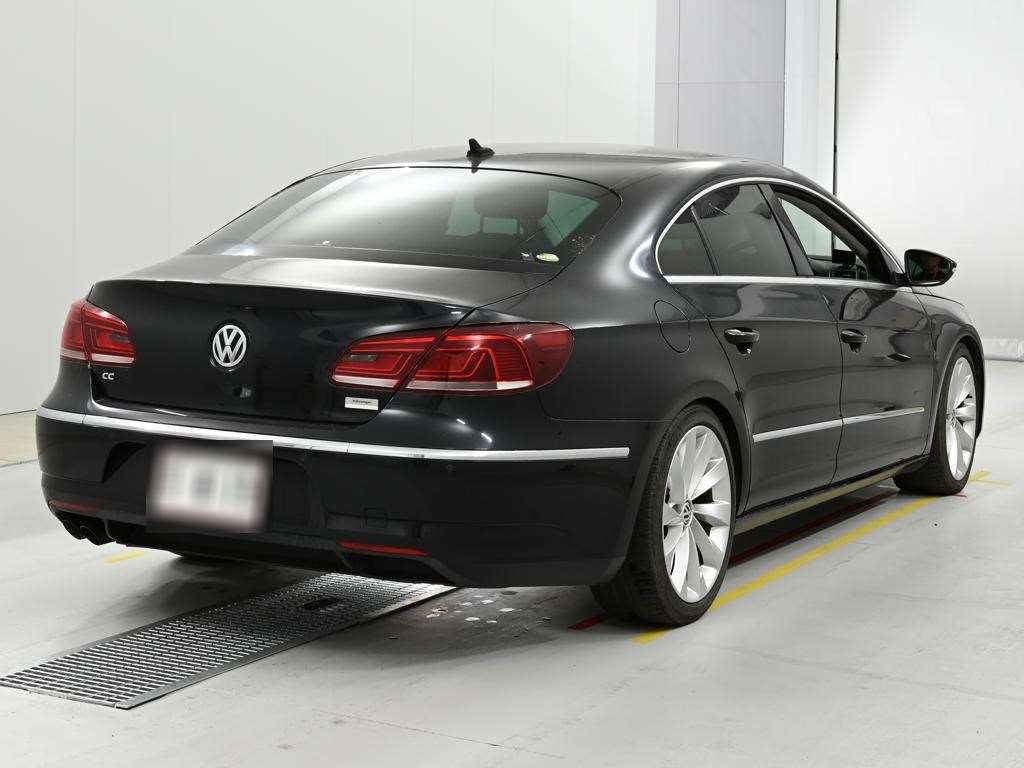 VOLKSWAGEN PASSAT CC