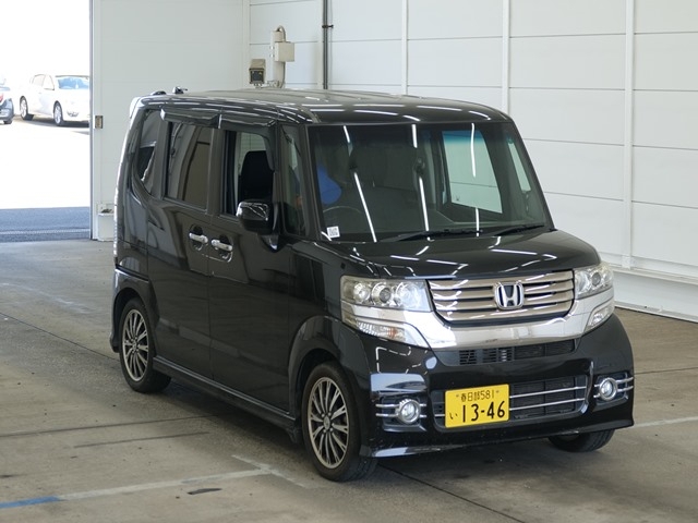 HONDA N-BOX