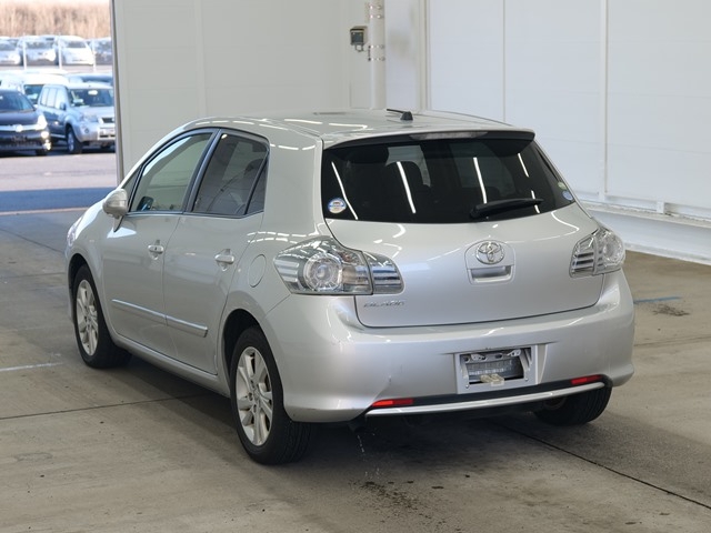 TOYOTA BLADE
