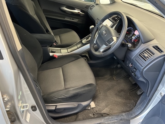 TOYOTA BLADE