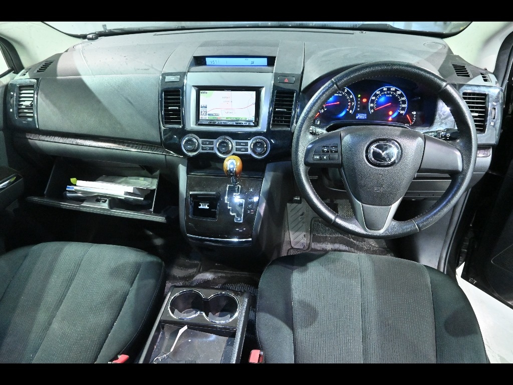 MAZDA MPV