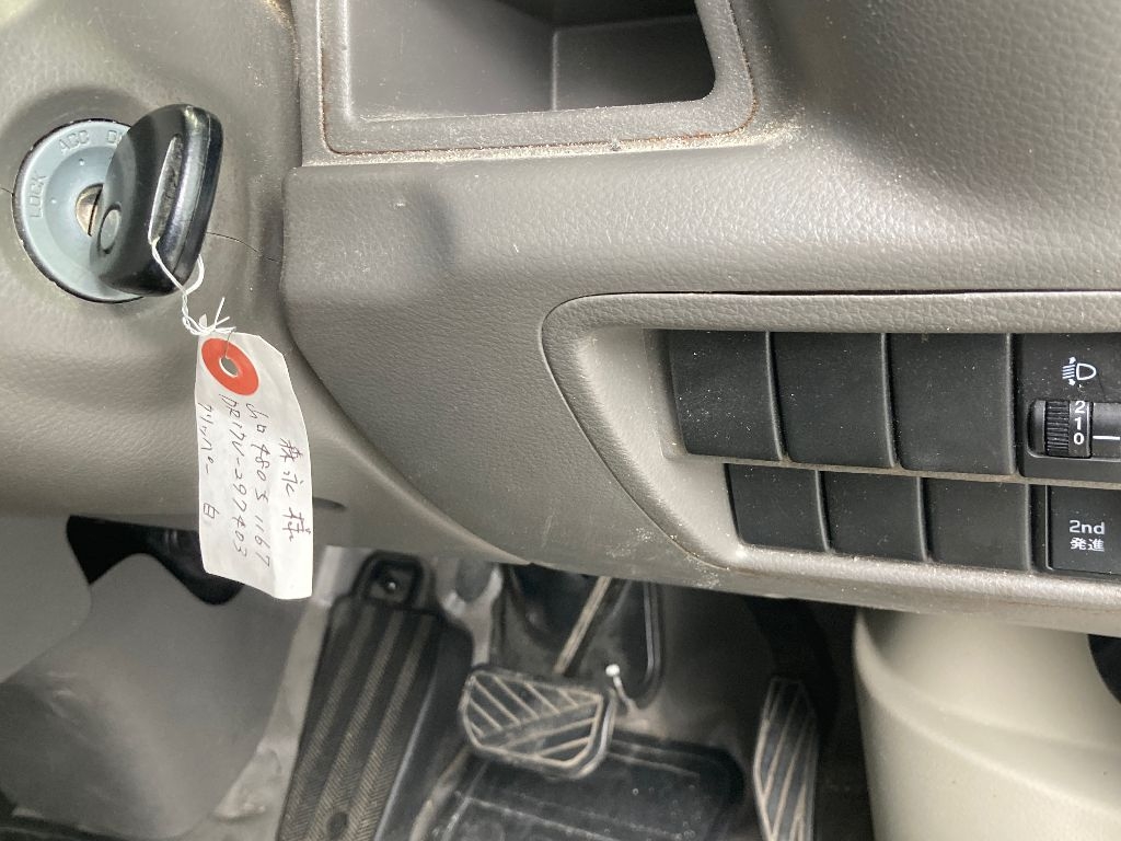 NISSAN NV100 CLIPPER