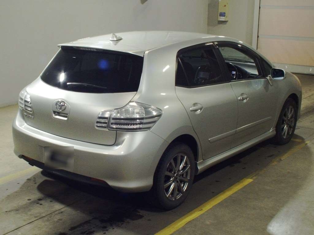 TOYOTA BLADE