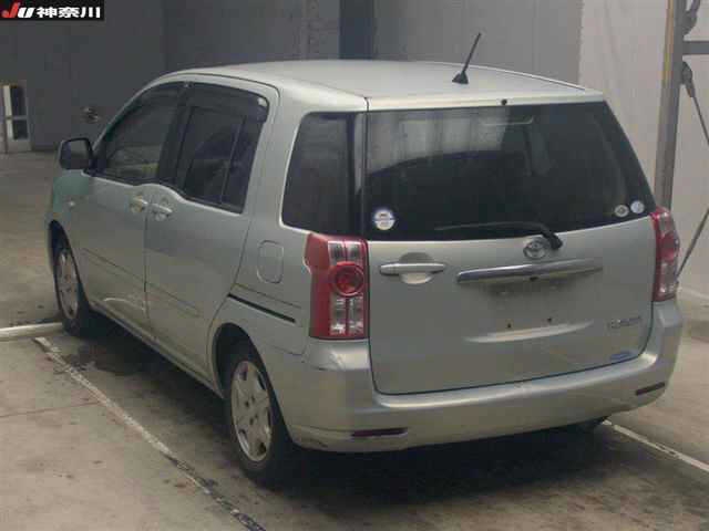 TOYOTA RAUM