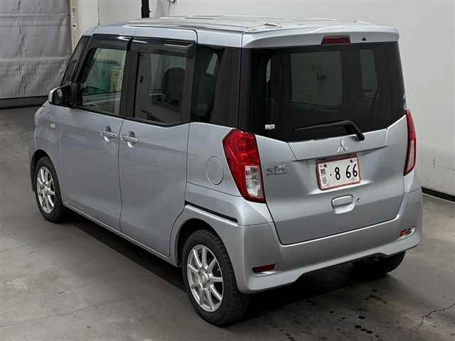 MITSUBISHI EK SPACE