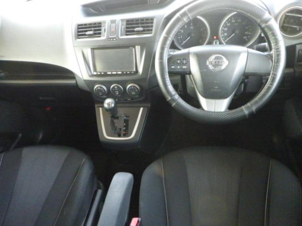 NISSAN LAFESTA