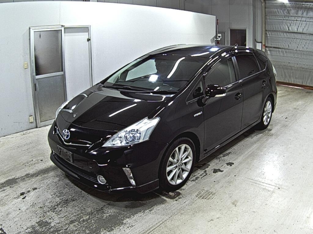 TOYOTA PRIUS ALPHA