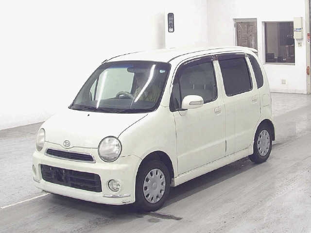 DAIHATSU MOVE LATTE