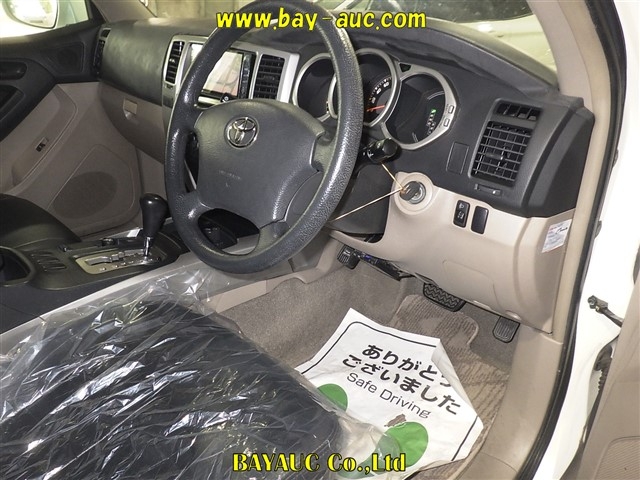TOYOTA HILUX SURF
