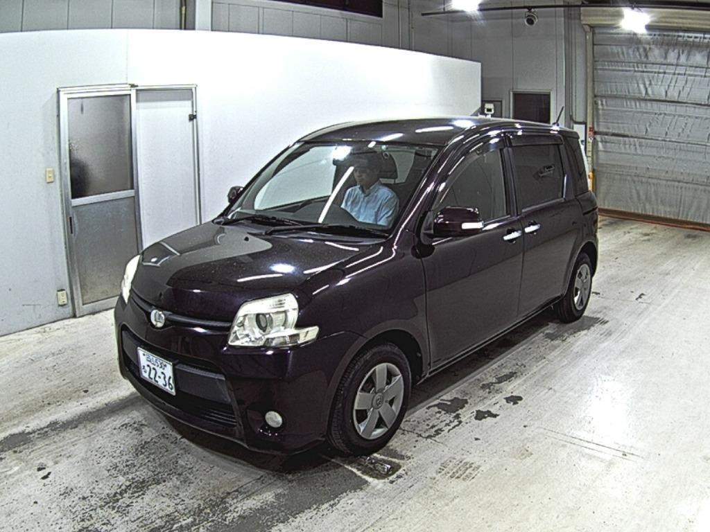 TOYOTA SIENTA