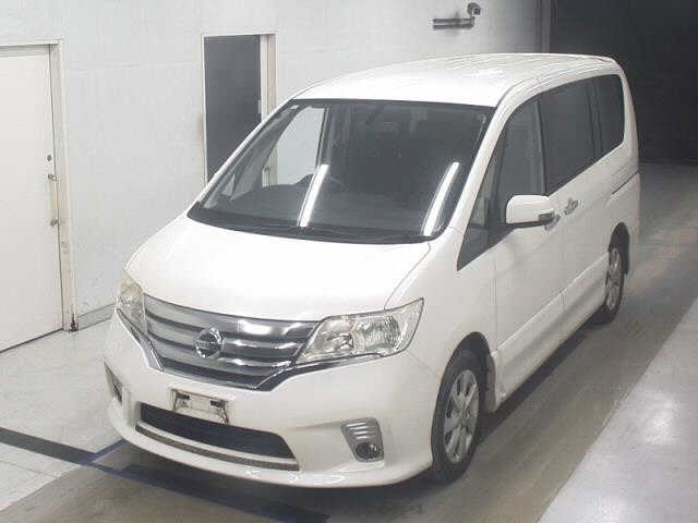 NISSAN SERENA