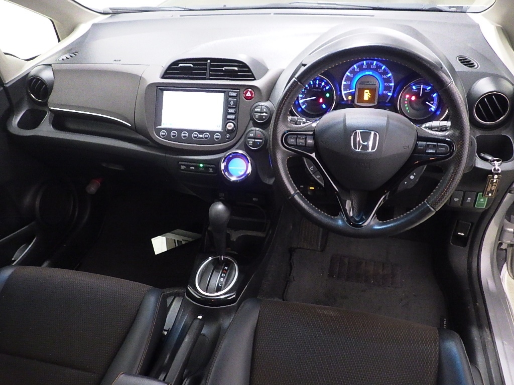 HONDA FIT SHUTTLE