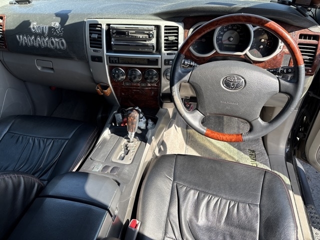TOYOTA HILUX SURF