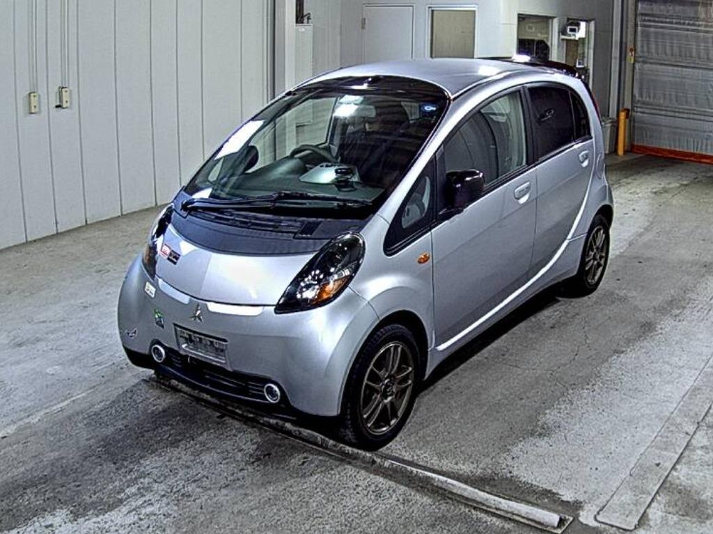MITSUBISHI I