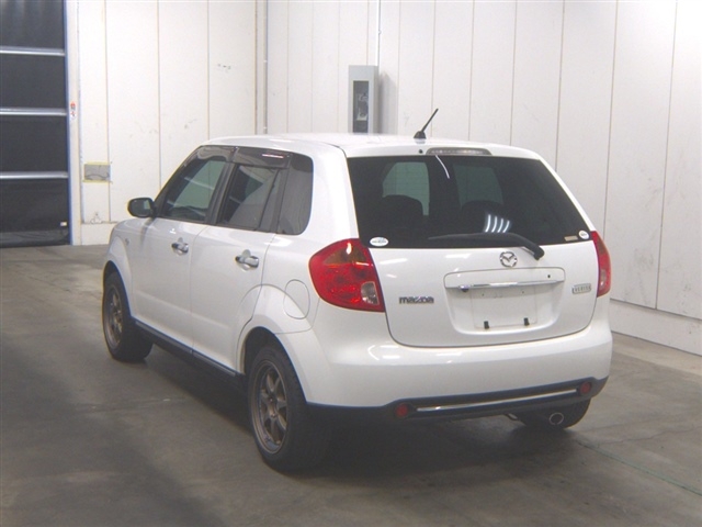 MAZDA VERISA