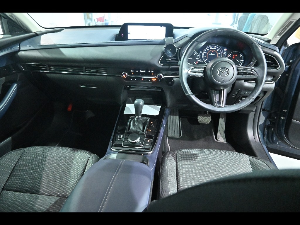 MAZDA CX-30