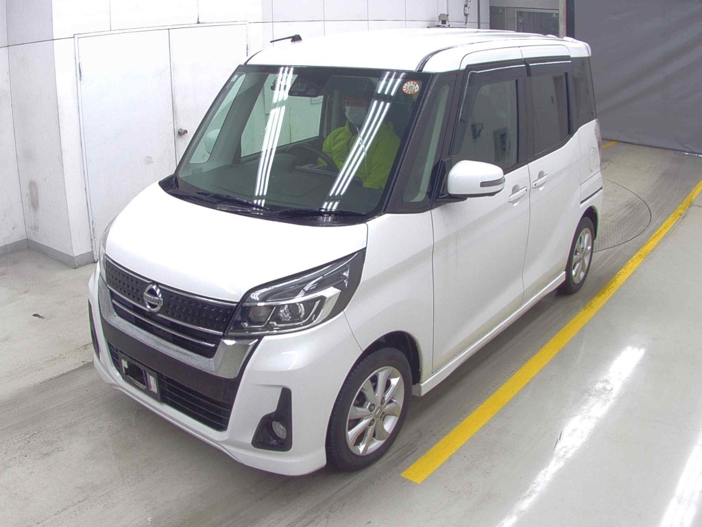 NISSAN DAYZ ROOX