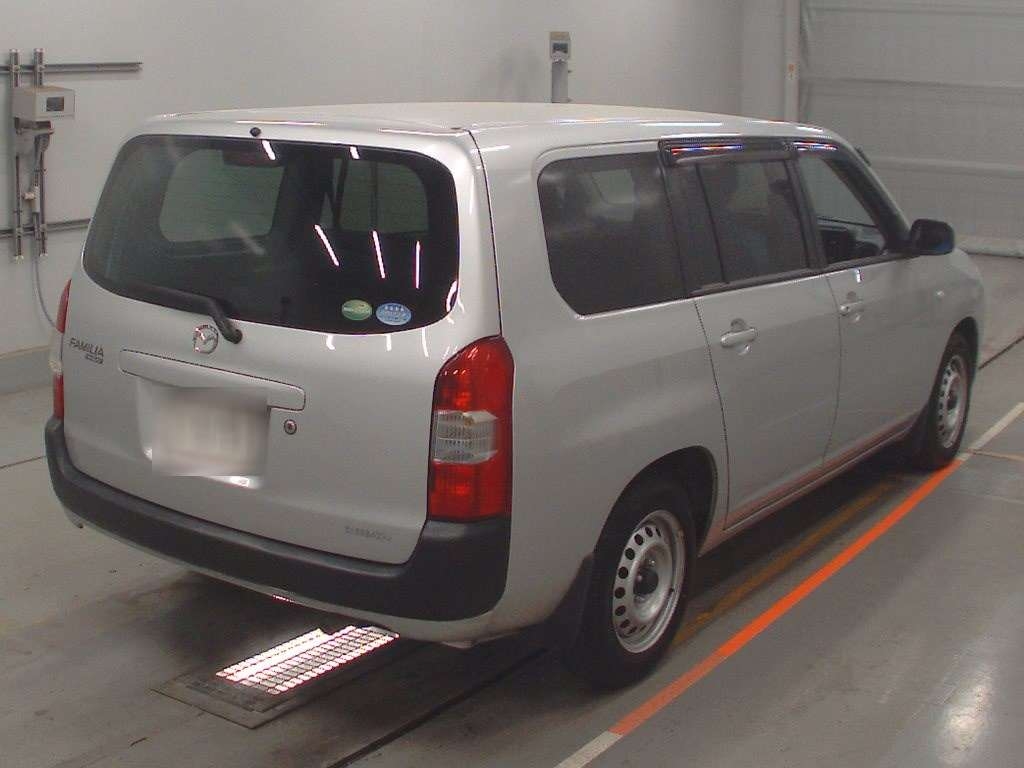 MAZDA FAMILIA