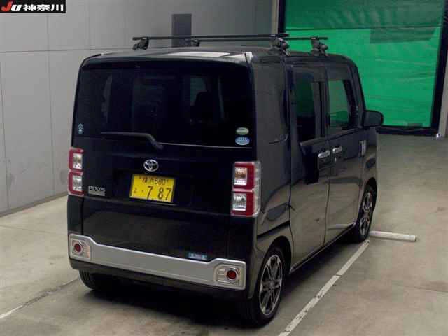 TOYOTA PIXIS MEGA