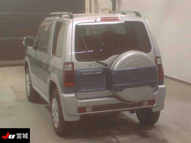 MITSUBISHI PAJERO MINI