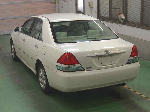 TOYOTA MARK II