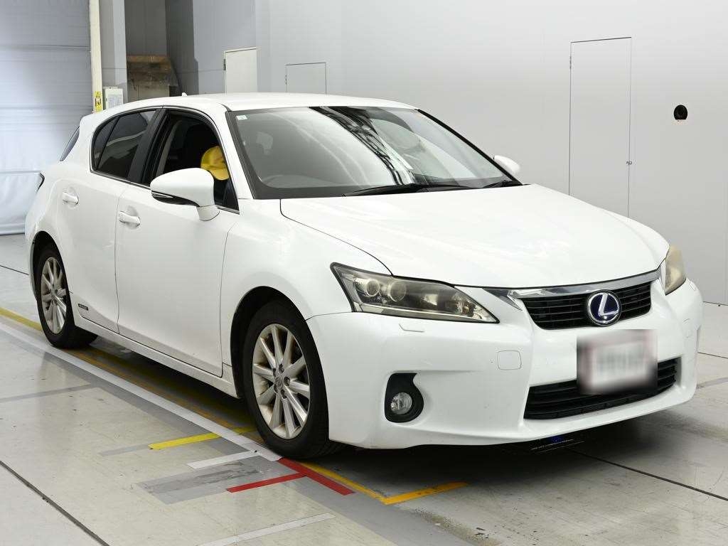 LEXUS CT200H