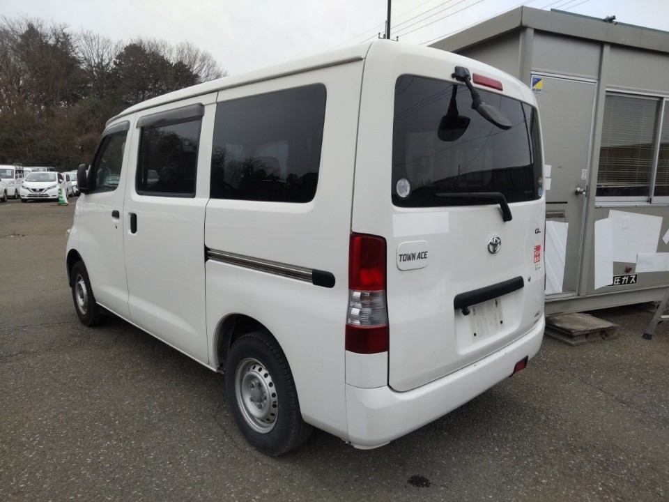 TOYOTA TOWN ACE