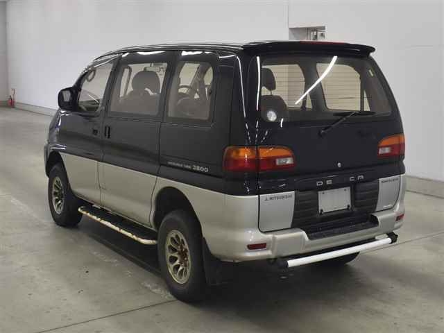 MITSUBISHI DELICA