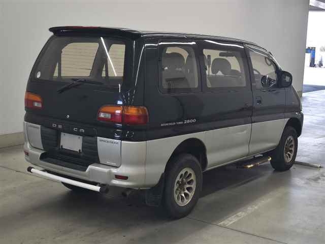 MITSUBISHI DELICA