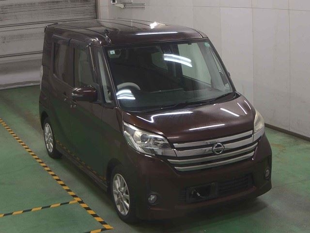 NISSAN DAYZ ROOX