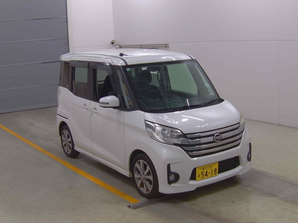 NISSAN DAYZ ROOX