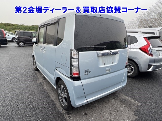 HONDA N-BOX+